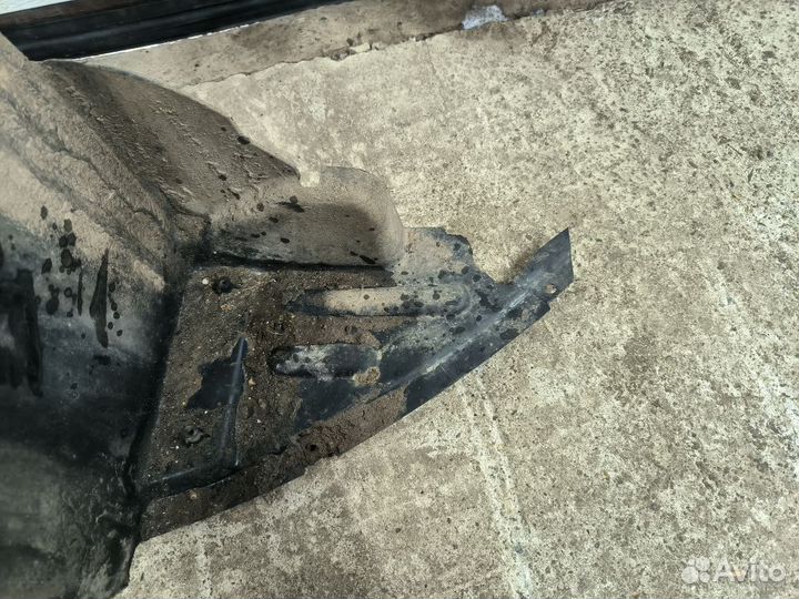 Локер передний правый LADA Granta Kalina