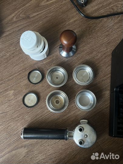 Кофеварка рожковая delonghi ecp31.21