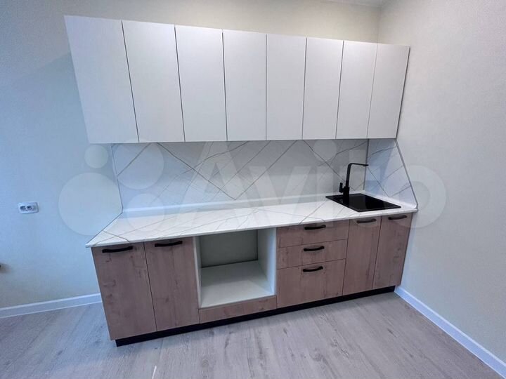 1-к. квартира, 42 м², 1/7 эт.