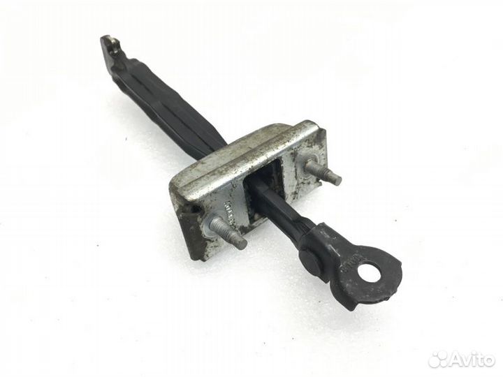 Ограничитель двери задний левый Chevrolet Cruze