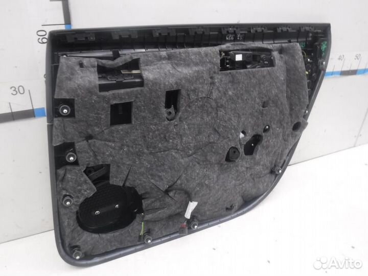 Обшивка двери задней левой Audi A8/S8