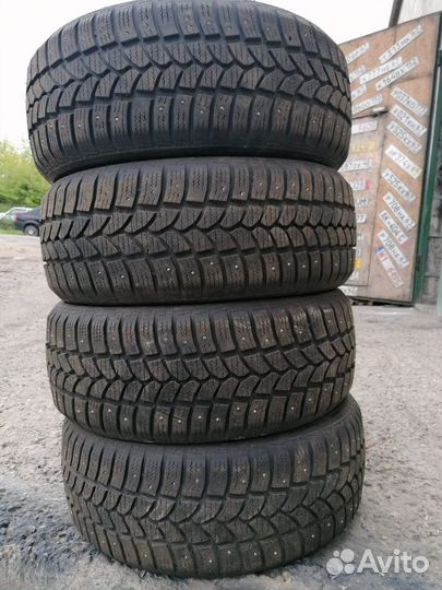 Kormoran Stud Extreme 215/55 R16