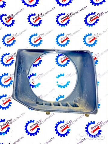 Ободок фары правый Mitsubishi Pajero V21C 4D56