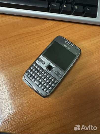 Nokia E72