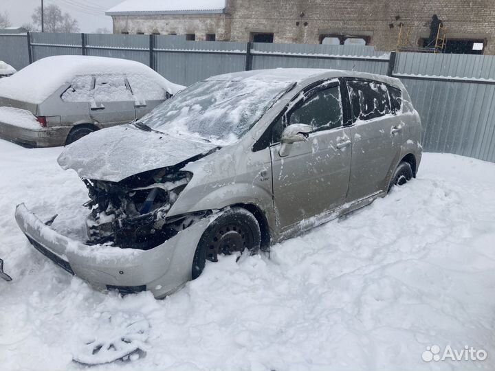 В разборе toyota corolla verso 3zzfe