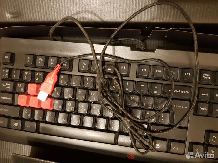 Игровая клавиатура bloody q100