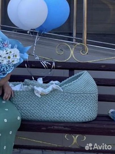 Вязанная люлька переноска для новорожденного