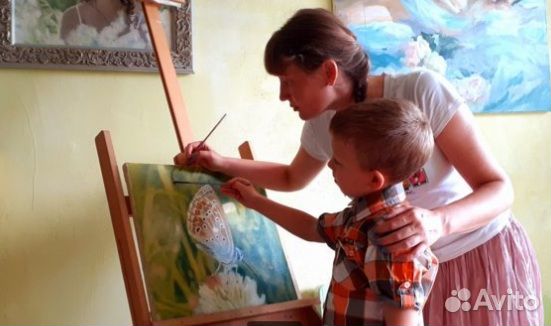 Преподаватель изобразительного искусства