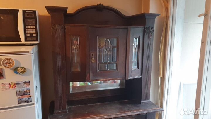 Буфет старинный антикварный 19 века с резьбой