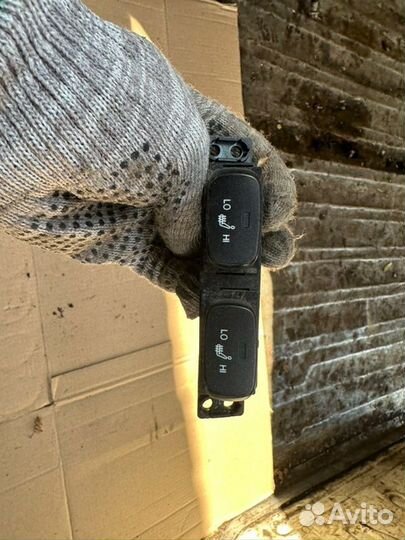 Кнопка обогрева сидений Ssangyong Actyon New 2 2.0