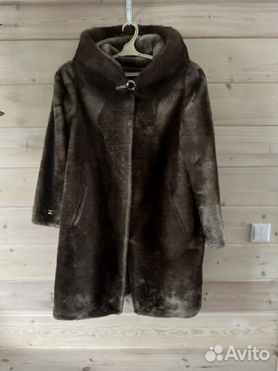 Шуба мутоновая 58 размер новая