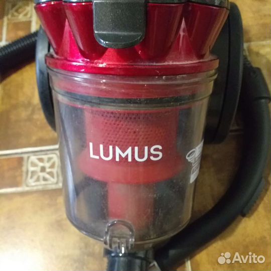 Пылесос Lumus