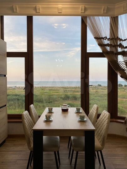 2-к. квартира, 70 м², 3/10 эт.