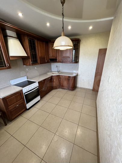 3-к. квартира, 80,4 м², 7/10 эт.