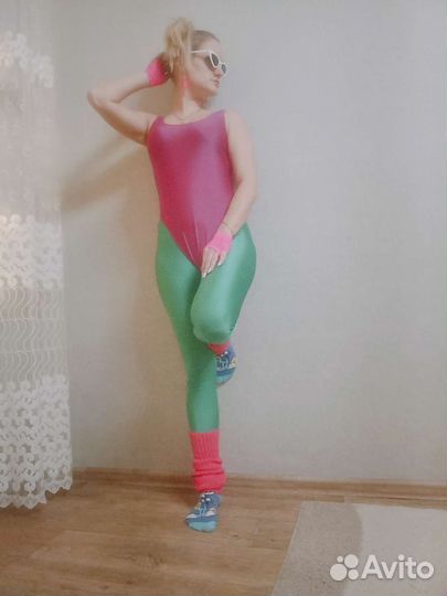 Аренда костюма в стиле 90х