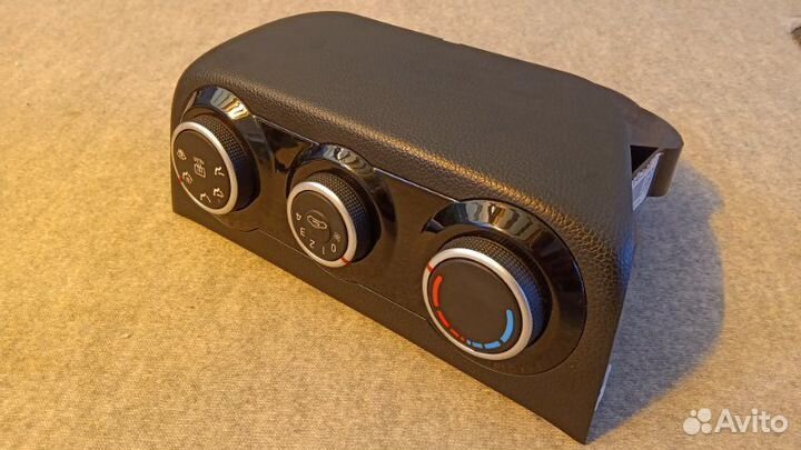 Блок управления отопителем Kia Rio 3 2015