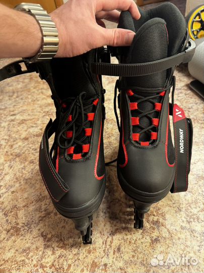 Коньки фигурные