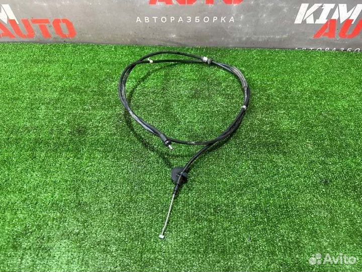 Трос замка капота Ford Focus 3 седан 2.0L duratec