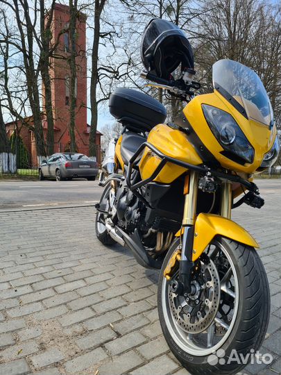 Triumph tiger 1050