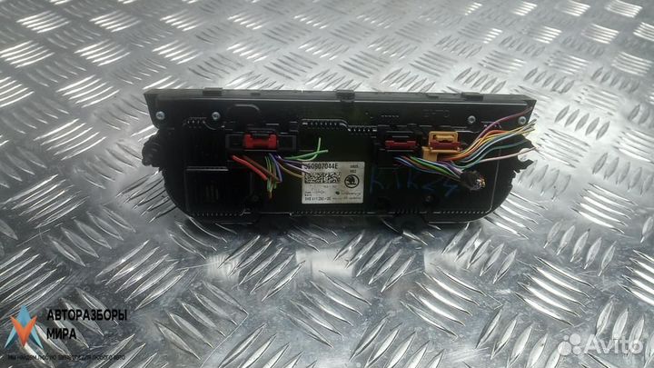 Блок управления печки / климат-контроля Skoda