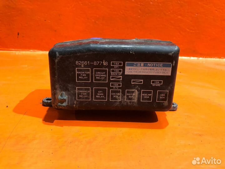 Блок предохранителей подкапотный daihatsu charade G2*