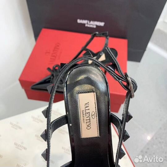 Босоножки valentino