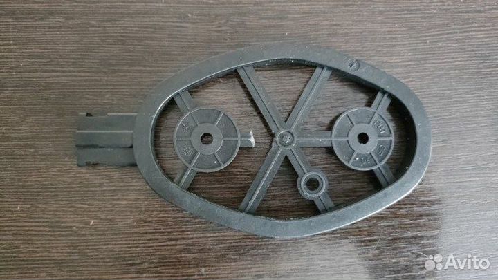 Антенна Audi A8 D3 6.0 BHT 2008