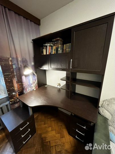 Компьютерный стол