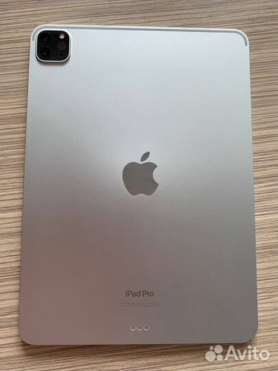 Продам iPad Pro 11