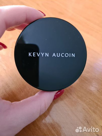 Пудра Kevin Aucoin