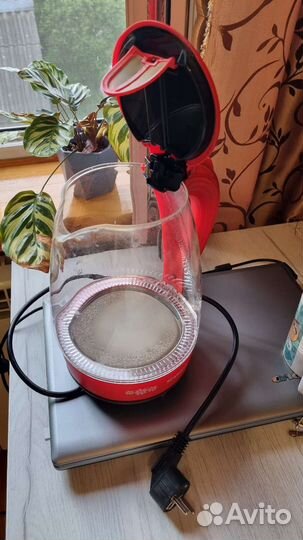 Чайник электрический scarlett (требуется ремонт)