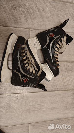 Коньки хоккейные детские