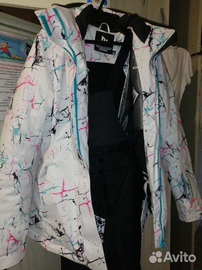 Куртка и штаны костюм женский
