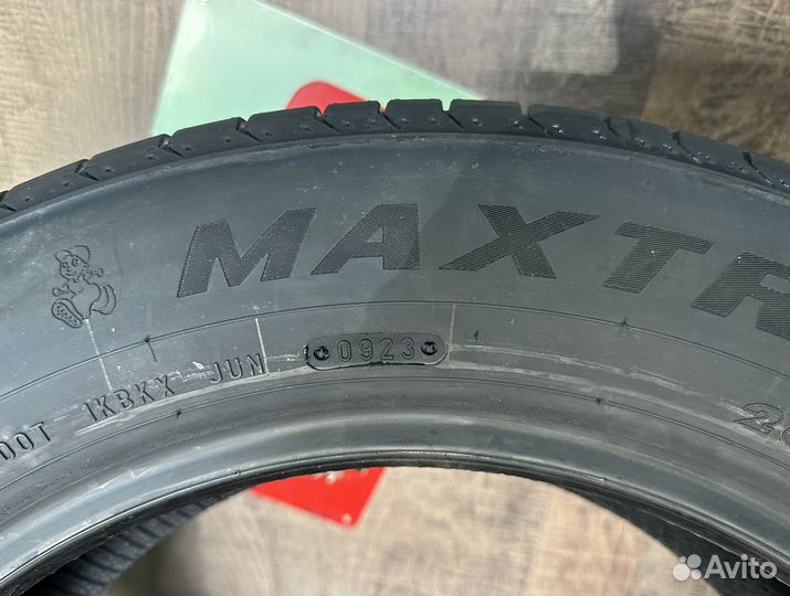 Maxtrek Maximus M2 205/60 R16