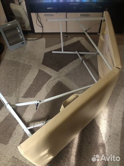 Стол для наращивания ресниц