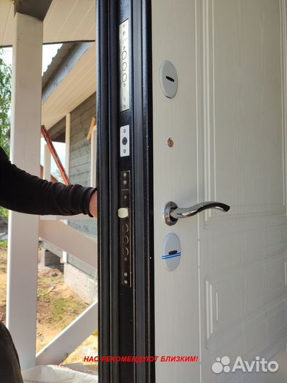Тяжелая дверь входная с установкой в подарок