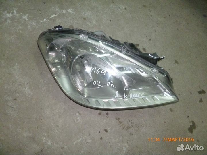 Фара правая оригинал А1698205861 Мерседес W169