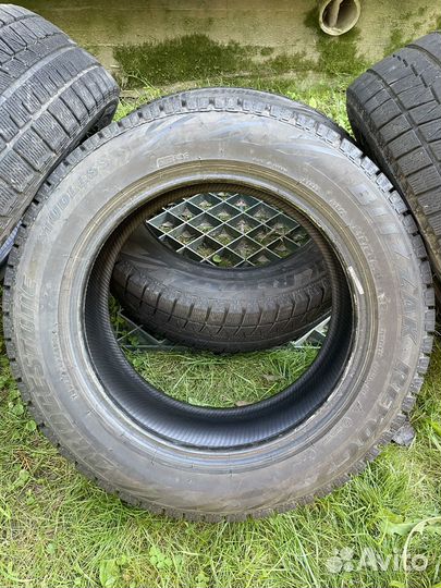 Bridgestone Blizzak Revo GZ 215/55 R16 93S