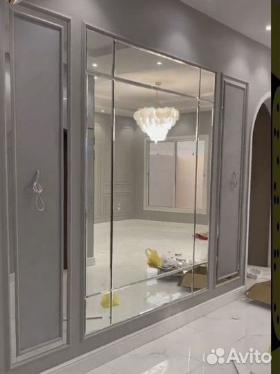 Зеркальное панно с фацетом на стену