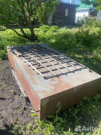 Бак для воды металлический