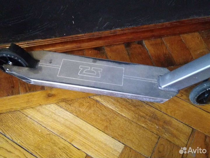 Трюковой самокат maven