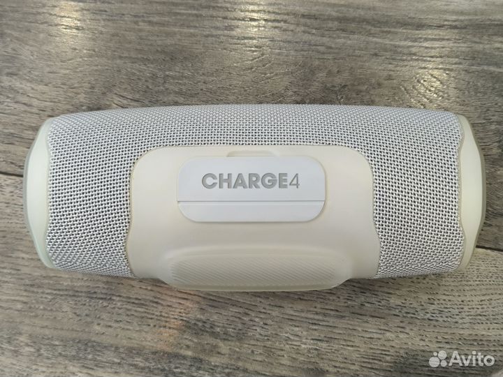 Колонка JBL charge 4