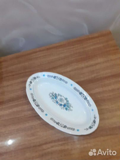 Посуда СССР.Менажница 250,блюдо зик 200,фужеры 150