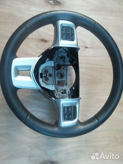 Руль для dodge challenger 6