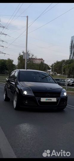 Opel Astra 1.6 МТ, 2009, 171 000 км