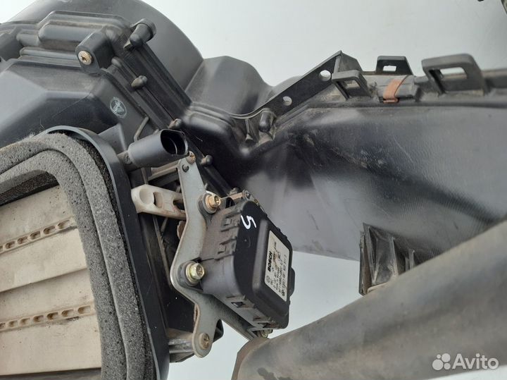 Корпус отопителя Audi A6 C5