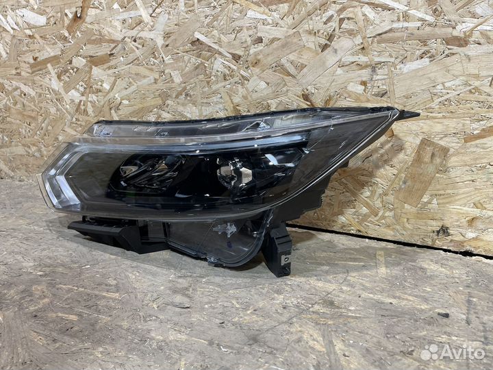 Фара левая Nissan Qashqai J11 LED Новый Оригинал