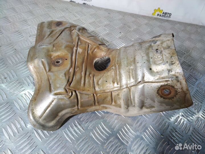 Мазда 3 бк, тепловой экран коллектора