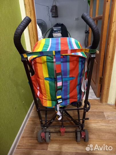 Коляска прогулочная Maclaren volo