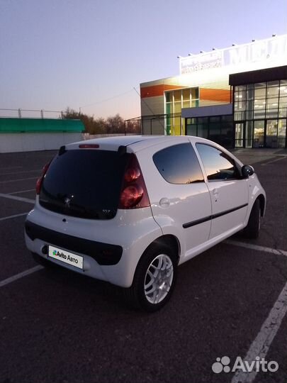 Peugeot 107 1.0 МТ, 2013, 103 500 км